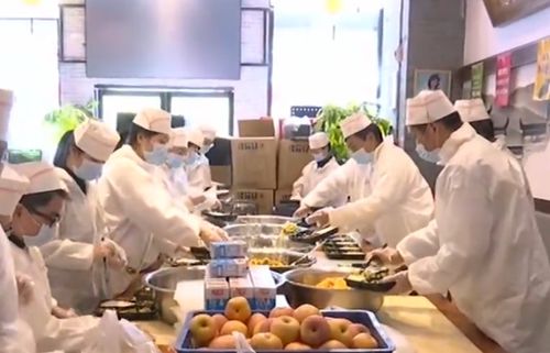 武汉按下重启键 食品企业与餐饮业经济活力逐步恢复，歌舞活动再添生机